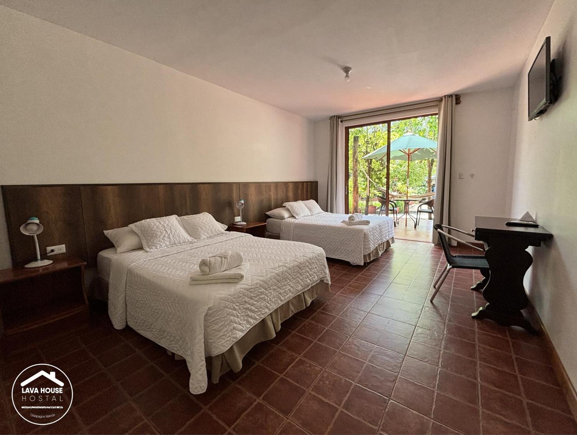 Lava House Hostal Пуэрто-Айора Экстерьер фото